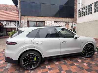 Weiß Gebraucht 2022 Porsche Cayenne Platinum Edition SUV | 76.200 € (Guter Preis)