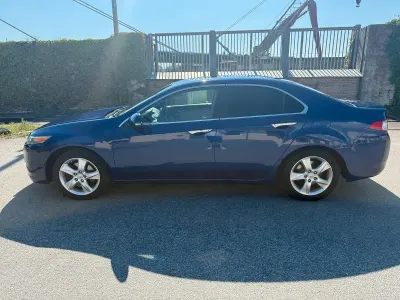 Gebraucht Honda Accord Executive 201 PS (147 kW) 2010 Blau Limousine
