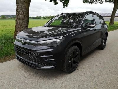 Nuova VW Tiguan R-line 150 CV (110 kW) 2026 Nero SUV