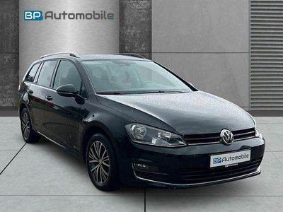 Schwarz Gebraucht 2016 VW Golf VII Allstar Kombi | 11.990 € (Etwas zu teuer)