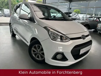 Gebraucht Hyundai i10 Passion 87 PS (63 kW) 2016 Weiß Kleinwagen