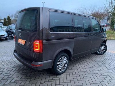 Usata VW Caravelle 150 CV (110 kW) 2019 Marrone Furgone