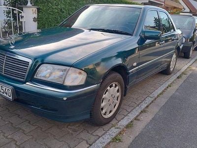 Mercedes C180