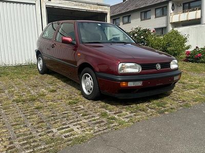 Gebraucht VW Golf III 75 PS (55 kW) 1993 Rot Kleinwagen