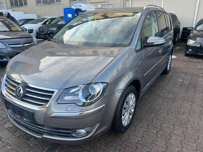 Grau Gebraucht 2009 VW Touran Freestyle Van / Kleinbus | 6.390 € (Fairer Preis)
