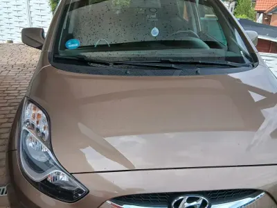 Gebraucht Hyundai ix20 90 PS (66 kW) 2015 Braun Kleinwagen