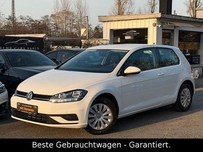 Gebraucht VW Golf VII Trendline 86 PS (63 kW) 2018 Weiß Limousine