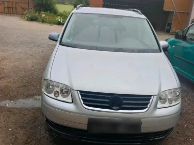 Gebraucht VW Touran 150 PS (110 kW) 2006 Silber Van / Kleinbus
