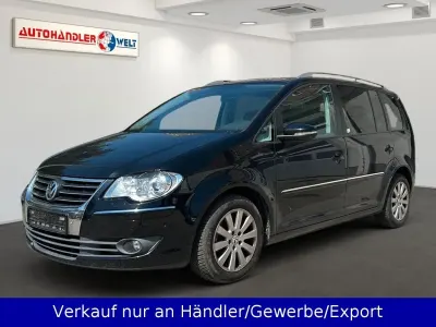 Gebraucht VW Touran Highline 140 PS (102 kW) 2009 Deep black perleffekt Van / Kleinbus