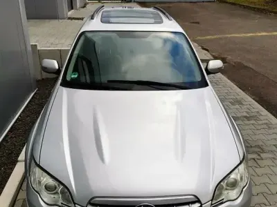 Begagnad Subaru Outback 165 HK (121 kW) 2006 Silver Kombi