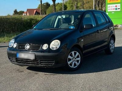 Second-hand VW Polo 60 CP (44 kW) 2003 Negru Hatchback