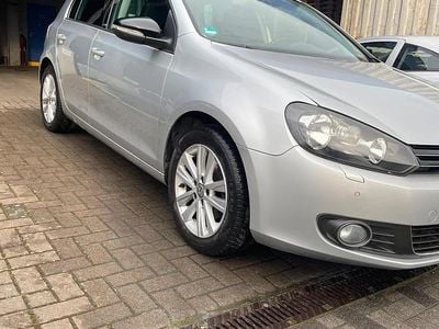 Gebraucht VW Golf VI Style 86 PS (63 kW) 2011 Silber Kleinwagen