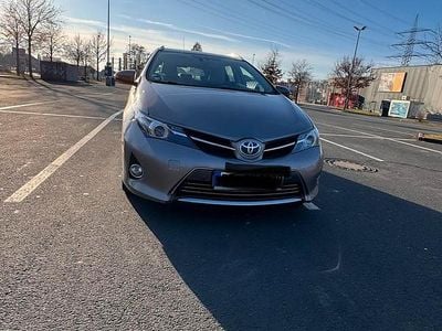 Usata Toyota Auris Hybrid 99 CV (72 kW) 2014 Station wagon