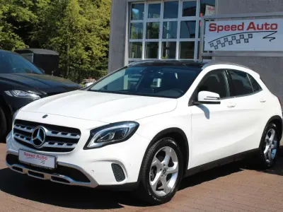 Gebraucht Mercedes GLA200 Urban 156 PS (114 kW) 2018 Weiß SUV