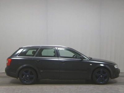 Usata Audi A4 131 CV (96 kW) 2003 Nero Station wagon