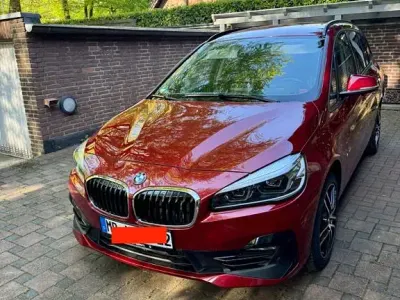 Gebraucht BMW 218 150 PS (110 kW) 2019 Rot Kombi
