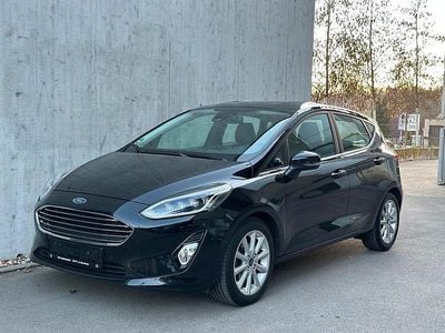 Gebraucht Ford Fiesta Titanium 101 PS (74 kW) 2019 Schwarz Kleinwagen