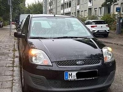 Schwarz Gebraucht 2006 Ford Fiesta Trend Kleinwagen | 1.500 € (Fairer Preis)