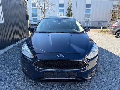 Gebraucht Ford Focus Business Edition 150 PS (110 kW) 2015 Blau Limousine
