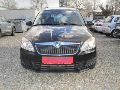 Gebraucht Skoda Roomster Plus Edition 105 PS (77 kW) 2012 Schwarzmagic perleffekt Van / Kleinbus