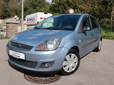 Gebraucht Ford Fiesta Trend 69 PS (50 kW) 2006 Blau Kleinwagen