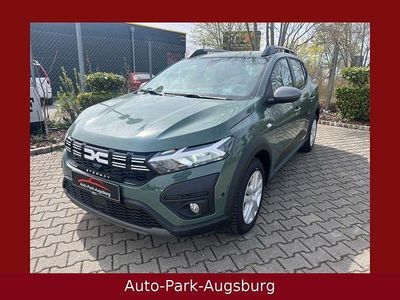 Gebraucht Dacia Sandero Expression 91 PS (66 kW) 2023 Grau SUV