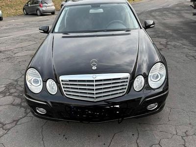 Gebraucht Mercedes E200 184 PS (135 kW) 2007 Schwarz Limousine