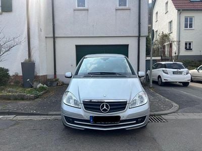 Gebraucht Mercedes A180 Avantgarde 109 PS (80 kW) 2011 Silber Van / Kleinbus