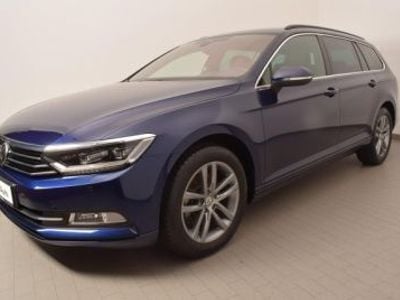 Gebraucht VW Passat Comfortline 150 PS (110 kW) 2018 Blau metallic Kombi
