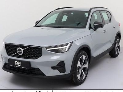 Neu Volvo XC40 Plus 163 PS (119 kW) 2025 Grau SUV