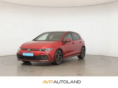 Second-hand VW Golf VIII GTI 245 CP (180 kW) 2023 Roșu Berlinǎ