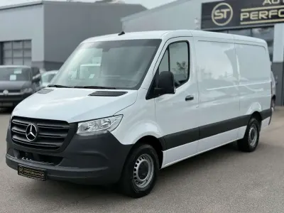 Gebraucht Mercedes Sprinter 150 PS (110 kW) 2023 Weiß Van