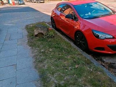 Gebraucht Opel Astra GTC OPC 140 PS (102 kW) 2012 Rot Coupé