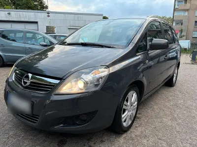 Gebraucht Opel Zafira 110 PS (80 kW) 2013 Grau Van / Kleinbus