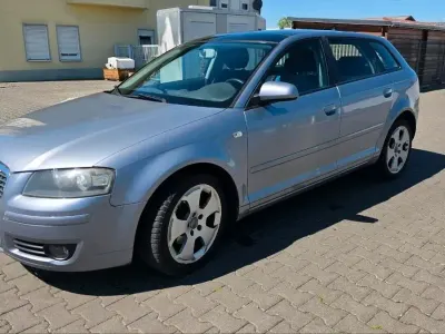 Gebraucht Audi A3 105 PS (77 kW) 2006 Blau Kleinwagen