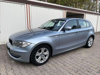 Usata BMW 116 Lifestyle 122 CV (89 kW) 2011 Blu Utilitaria