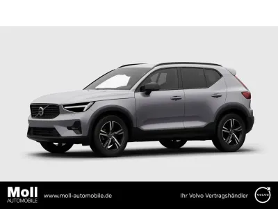 Neu Volvo XC40 Plus 197 PS (144 kW) 2026 Silber SUV