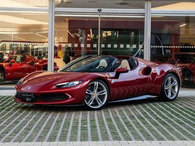 Gebraucht Ferrari 296 840 PS (617 kW) 2022 Rot