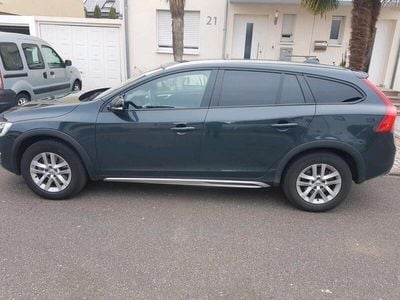 Volvo V60 CC
