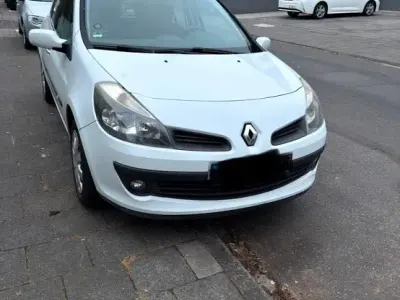 Gebraucht Renault Clio III 2008 Weiß Kleinwagen