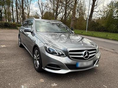 Gebraucht Mercedes E200 Avantgarde 170 PS (125 kW) 2013 Silber Kombi