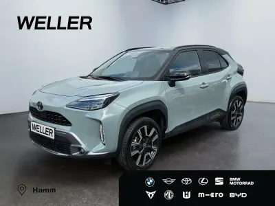 Gebraucht Toyota Yaris Cross Edition 131 PS (96 kW) 2024 Gruen SUV