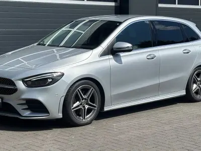 Gebraucht Mercedes B220 AMG line 190 PS (139 kW) 2019 Silber Kleinwagen