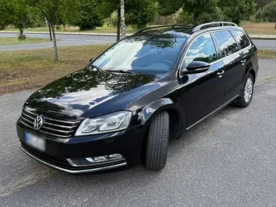Gebraucht VW Passat Comfortline 105 PS (77 kW) 2012 Schwarz Kombi
