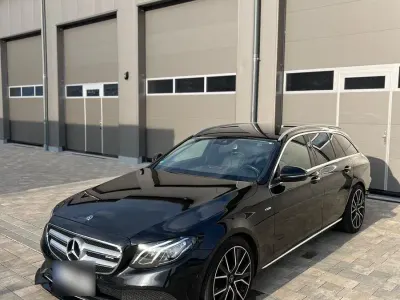 Gebraucht Mercedes E220 194 PS (142 kW) 2018 Schwarz Kombi