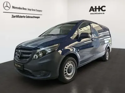 Gebraucht Mercedes Vito 163 PS (119 kW) 2022 Blau Van