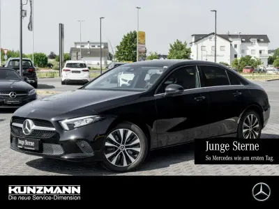 Gebraucht Mercedes A250 Style 218 PS (160 kW) 2022 Schwarz Limousine