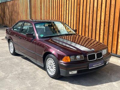 Gebraucht BMW 318 140 PS (102 kW) 1994 Rot Coupé