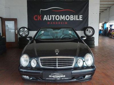 Gebraucht Mercedes CLK320 Avantgarde 218 PS (160 kW) 2000 Blau Cabrio