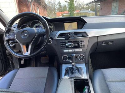 Gebraucht Mercedes C180 Avantgarde 156 PS (114 kW) 2011 Kombi